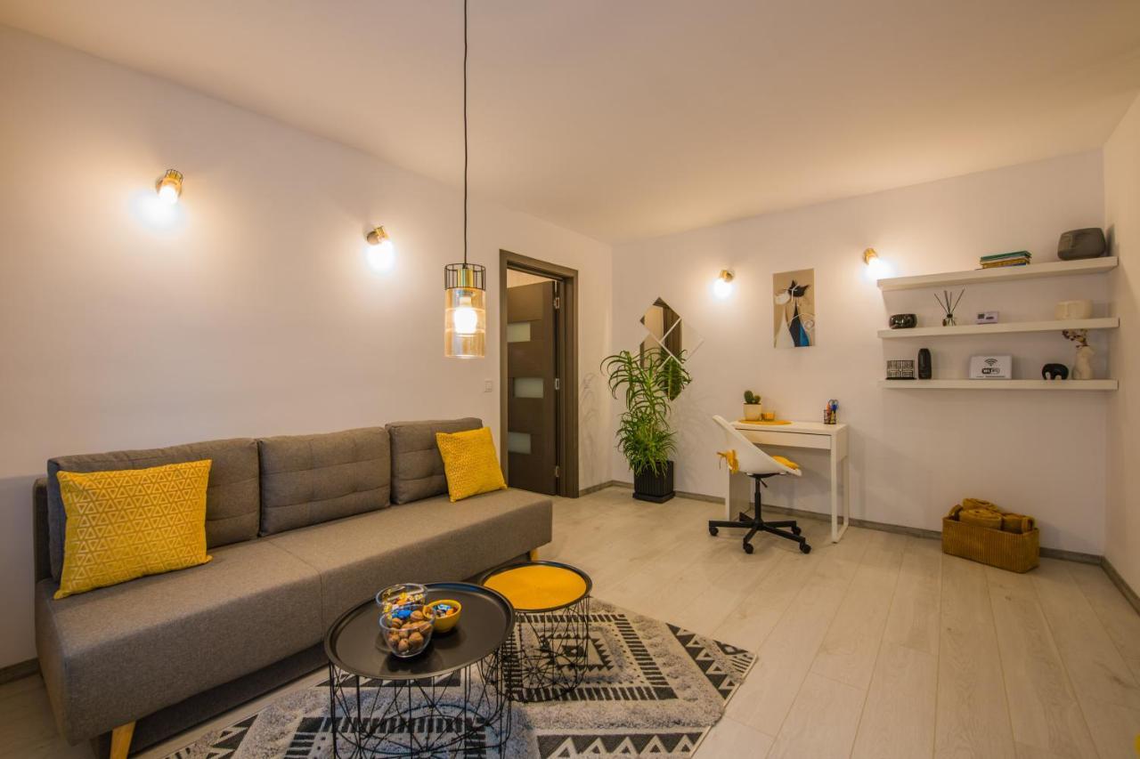 Kitty Sunflower Apartment Alba Iulia Zewnętrze zdjęcie