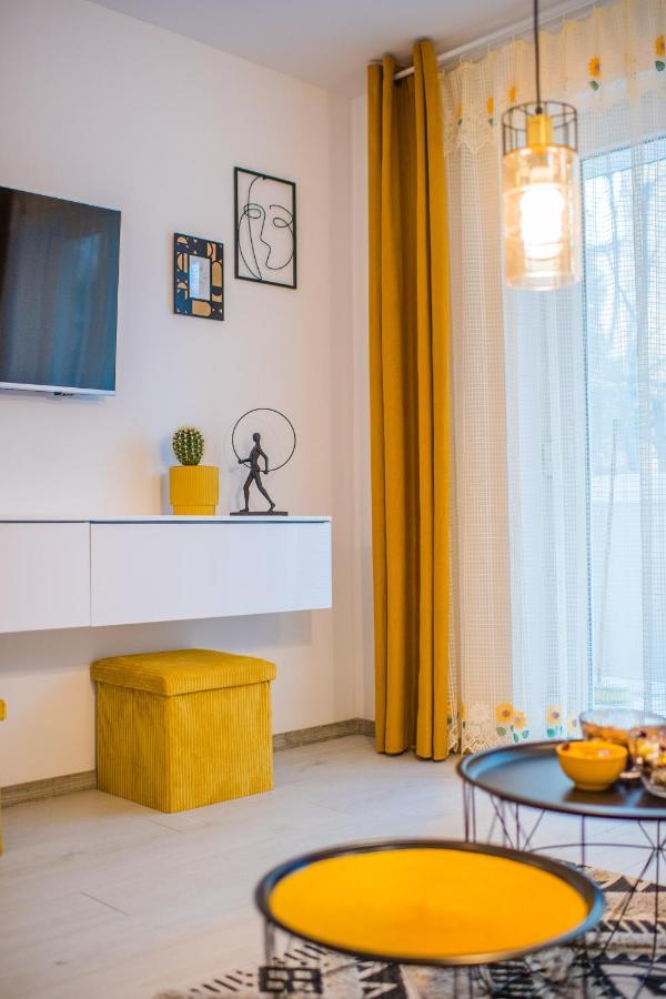 Kitty Sunflower Apartment Alba Iulia Zewnętrze zdjęcie
