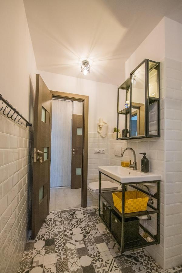 Kitty Sunflower Apartment Alba Iulia Zewnętrze zdjęcie